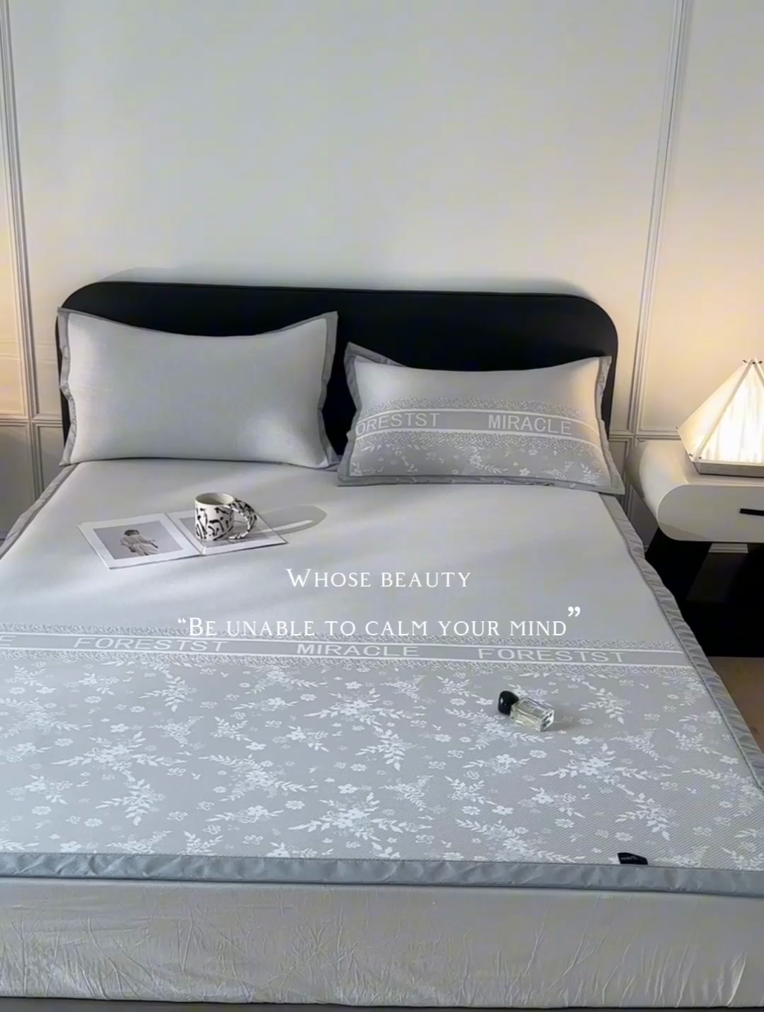 91家纺网 家纺一手货源 找家纺 慕尚家纺 2025春夏新款凉感冰丝提花凉席三件套 海棠 灰