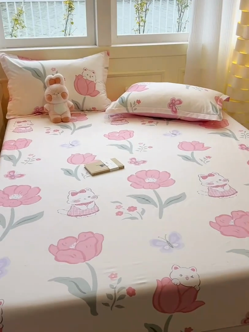 91家纺网 家纺一手货源 找家纺 拾物记 2025新款A类无荧光全喷气全棉12868单床笠 花欣猫趣-粉