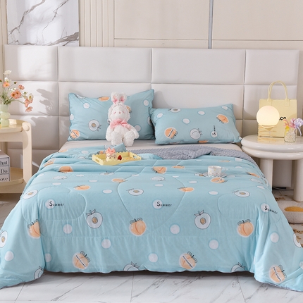 91家纺网 家纺一手货源 找家纺 经年 2025新款A类凉感丝豆豆夏被 桃落-蓝