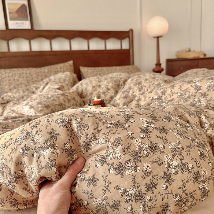 91家纺网 家纺一手货源 找家纺 吉象2025新款全棉双层纱四件套 漫步花丛