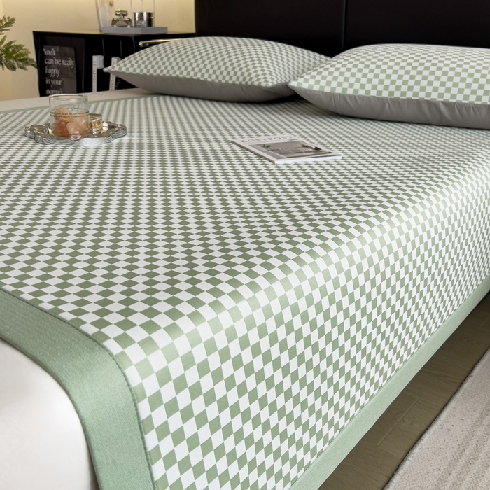 91家纺网 家纺一手货源 找家纺 慕尚家纺 2025春夏新款凉感冰丝提花凉席三件套 提花席 棋盘格绿