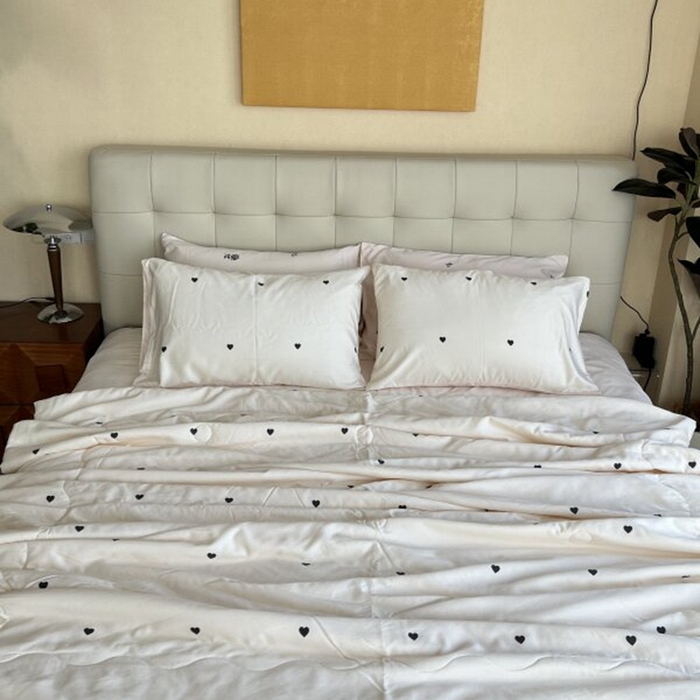 91家纺网 家纺一手货源 找家纺 棉生活家纺 2025新款ins小清新水洗冰丝夏被四件套 奶油啵啵 白