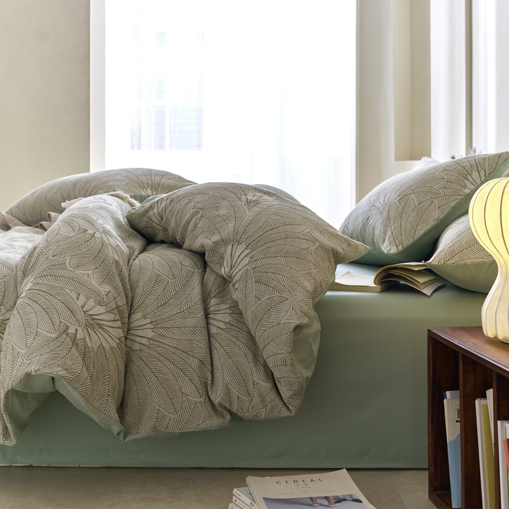 91家纺网 家纺一手货源 找家纺 金丝鸟2025新款全棉纯棉三层纱提花四件套 耶鲁斯绿