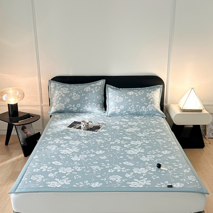 91家纺网 家纺一手货源 找家纺 慕尚家纺 2025春夏新款凉感冰丝提花凉席三件套 花语 蓝