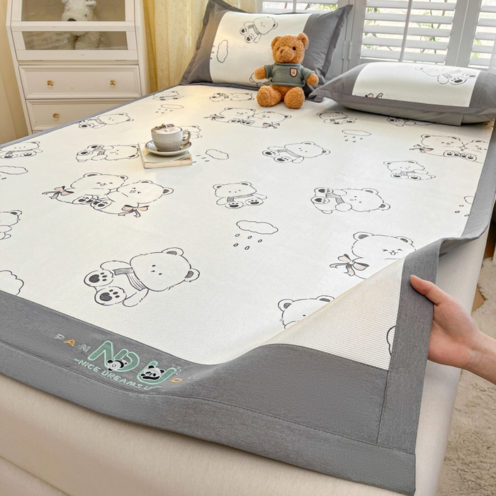 91家纺网 家纺一手货源 找家纺 阿亮家居 2025新款印花冰藤席凉席 快乐熊