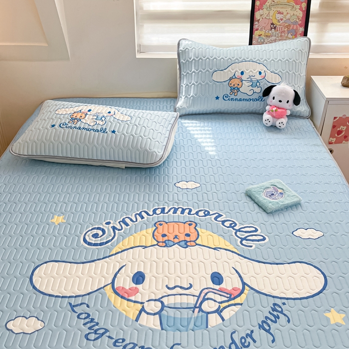 91家纺网 家纺一手货源 找家纺 金爱家 2025新款三丽鸥乳胶凉席大版床笠款 床笠款-气水玉桂狗