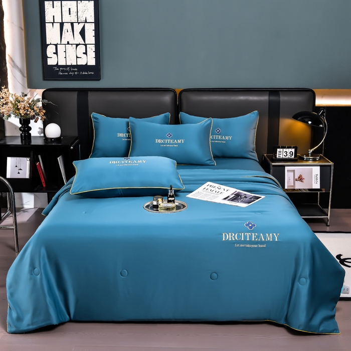 91家纺网 家纺一手货源 找家纺 伊梵居 2025新款水洗真丝刺绣夏被四件套 梵花-月光蓝