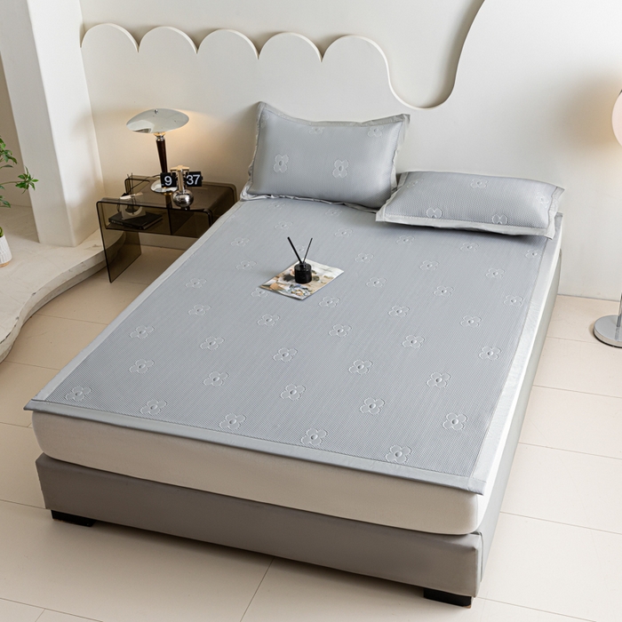 91家纺网 家纺一手货源 找家纺 阿亮家居 2025新款凉席凉豆豆软席床席款 四叶草-冰川灰