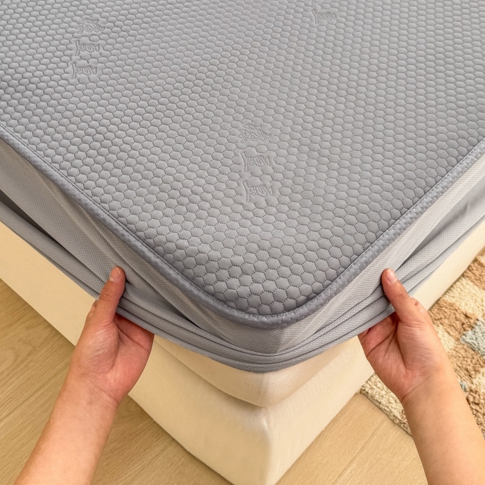 91家纺网 家纺一手货源 找家纺 阿亮家居 2025新款凉席凉豆豆单包边可水席单凉席三件套冰豆豆席 小米粒深海灰床笠款