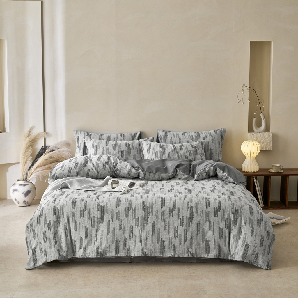 91家纺网 家纺一手货源 找家纺 金丝鸟2025新款全棉纯棉三层纱提花四件套 树影灰