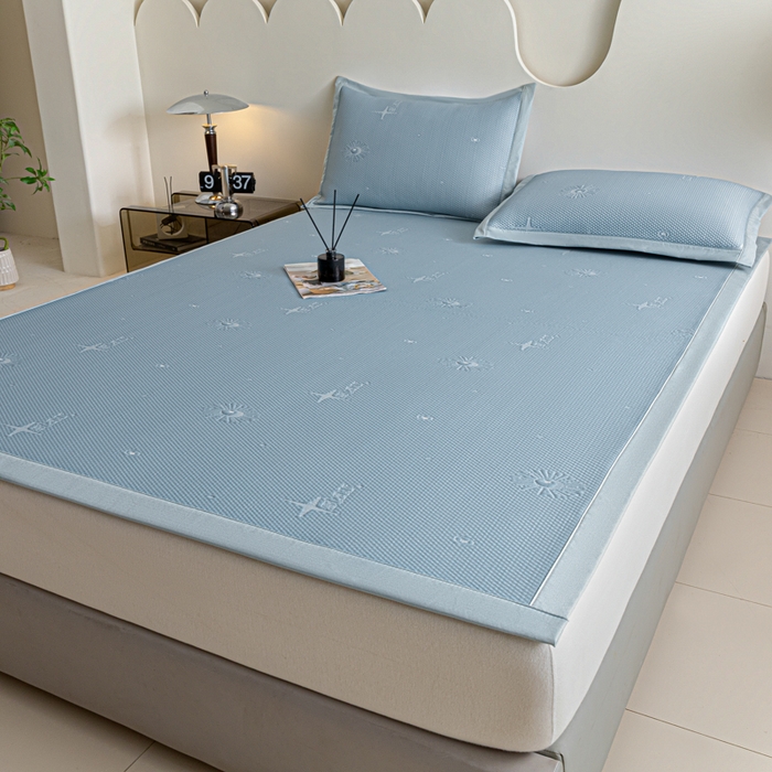 91家纺网 家纺一手货源 找家纺 阿亮家居 2025新款凉席凉豆豆软席床席款 爱丽丝-海盐蓝