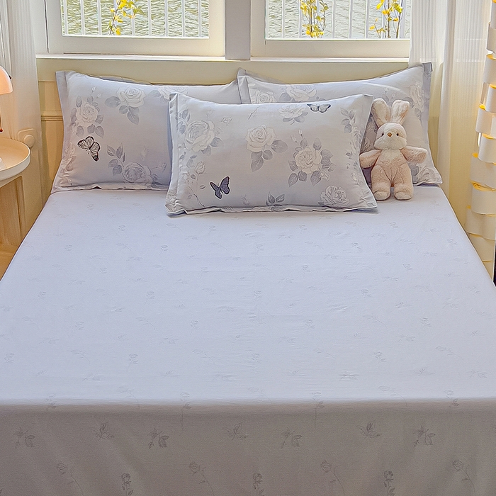 91家纺网 家纺一手货源 找家纺 拾物记 2025新款A类无荧光全喷气12868全棉B版单床单 蝴蝶飞飞B版