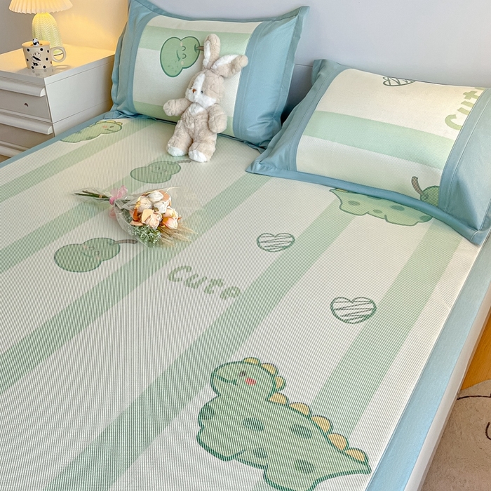 91家纺网 家纺一手货源 找家纺 阿亮家居 2025新款印花冰藤席凉席 小恐龙