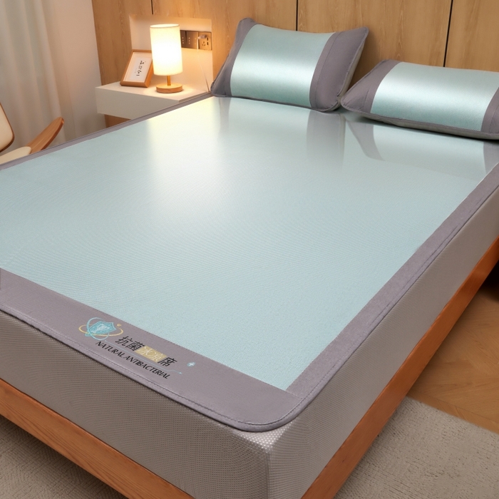 91家纺网 家纺一手货源 找家纺 阿亮家居 2025新款冰藤席凉席三件套包边抗菌刺绣款冰藤凉席 绿色-床笠款