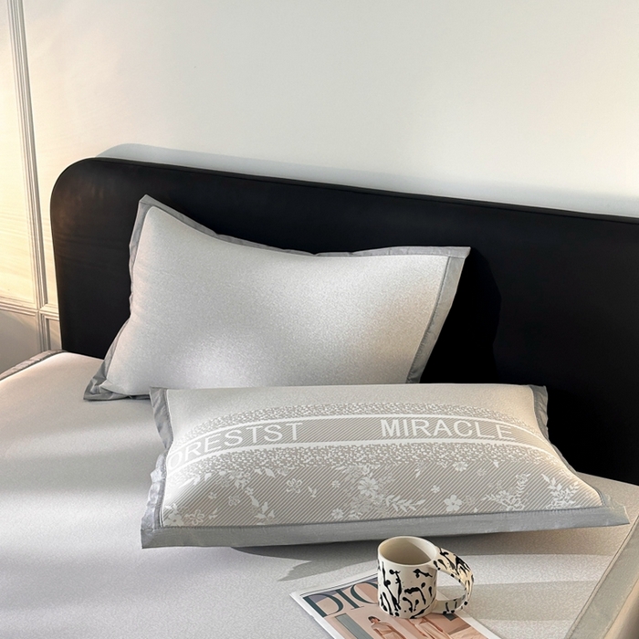 91家纺网 家纺一手货源 找家纺 慕尚家纺 2025春夏新款凉感冰丝提花凉席三件套 海棠 灰