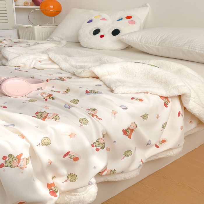 91家纺网 家纺一手货源 找家纺 857家居 2025新款双层针织纱羊羔绒毛毯 梦兔乐宴