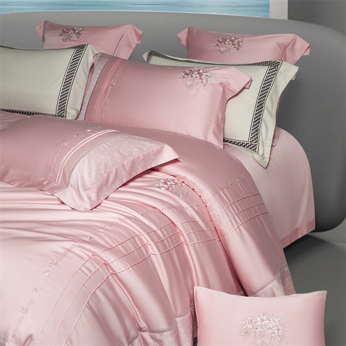 91家纺网 家纺一手货源 找家纺 高大尚婚庆馆 2025新款高端绣花四件套-艾莎 艾莎-落樱粉