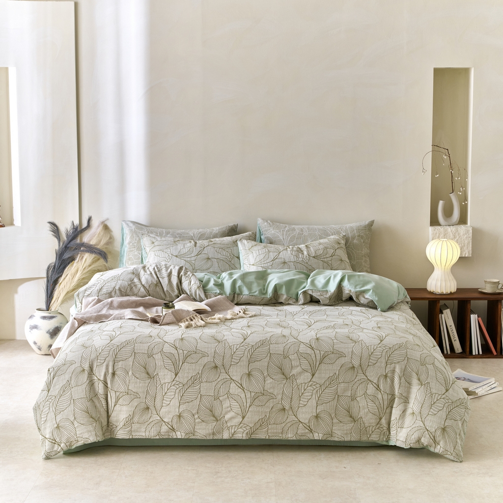 91家纺网 家纺一手货源 找家纺 金丝鸟2025新款全棉纯棉三层纱提花四件套 小叶雨林 绿