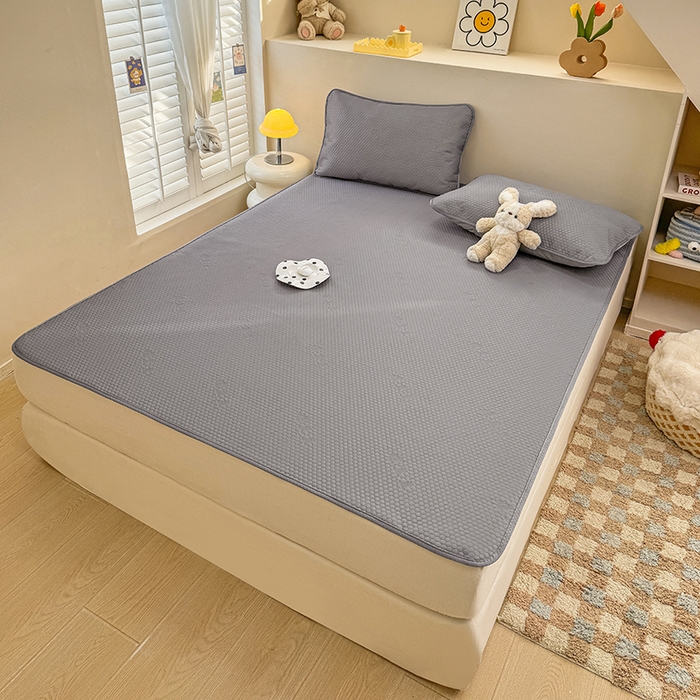 91家纺网 家纺一手货源 找家纺 阿亮家居 2025新款凉席凉豆豆单包边可水席单凉席三件套冰豆豆席 小米粒深海灰床席款