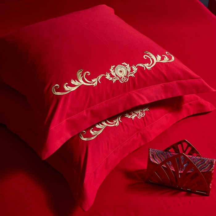 91家纺网 家纺一手货源 找家纺 慕她家纺 慕她婚庆四件套大红色磨毛亲肤棉刺绣结婚工艺款床上用品 龙凤情缘