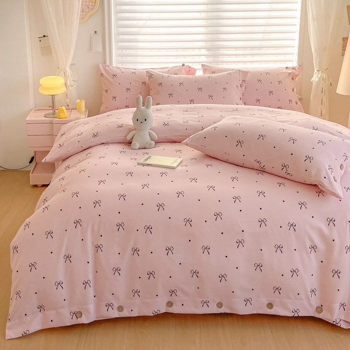 91家纺网 家纺一手货源 找家纺 星窝家纺 2025新款纽扣款水洗棉印花四件套 初昕粉色