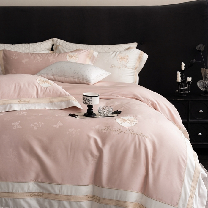 91家纺网 家纺一手货源 找家纺 馨蕊家居 2025春夏新品全棉天丝棉新品四件套 扶摇-初夏粉