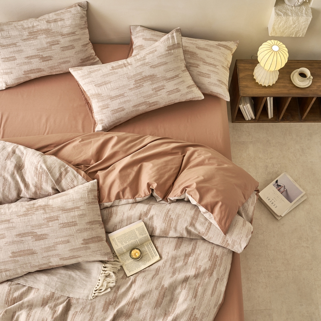 91家纺网 家纺一手货源 找家纺 金丝鸟2025新款全棉纯棉三层纱提花四件套 树影咖