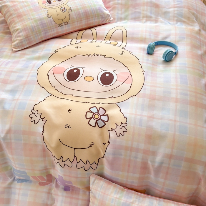 91家纺网 家纺一手货源 找家纺 摩卡（乐趣） 2025新款水洗真丝数码印花卡通兔系列四件套 啾咪兔