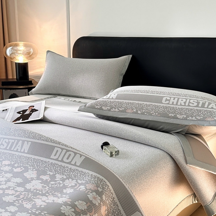 91家纺网 家纺一手货源 找家纺 慕尚家纺 2025春夏新款凉感冰丝提花凉席三件套 花艺 灰红