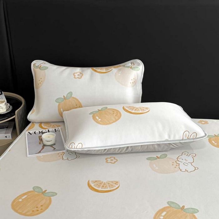 91家纺网 家纺一手货源 找家纺 2025新款印花冰丝凉席反面无纺布 冰丝-床笠款-橙子兔