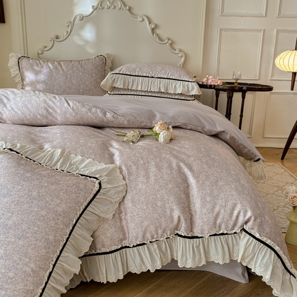 巧玲珑 2025新款法式蕾丝印花60支进口长绒棉四件套 花枝曼舞-豆沙