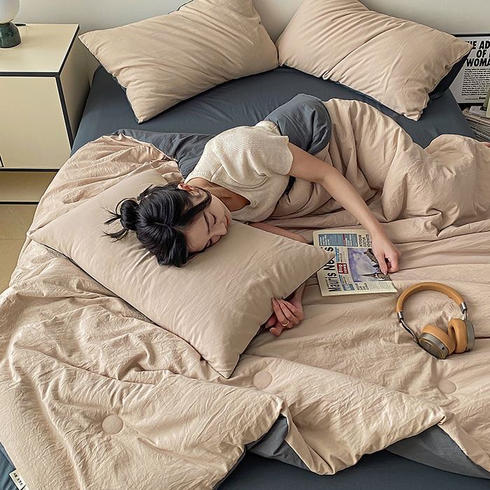 91家纺网 家纺一手货源 找家纺 益多眠 2026新款水洗棉夏被四件套 奶茶+深灰