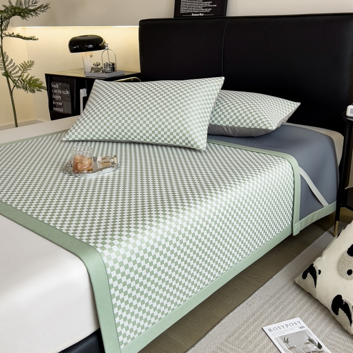 91家纺网 家纺一手货源 找家纺 慕尚家纺 2025春夏新款凉感冰丝提花凉席三件套 提花席 棋盘格绿