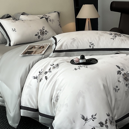 91家纺网 家纺一手货源 找家纺 618家纺 2025新款A类60S100支兰精天丝数码印花四件套 素瑾