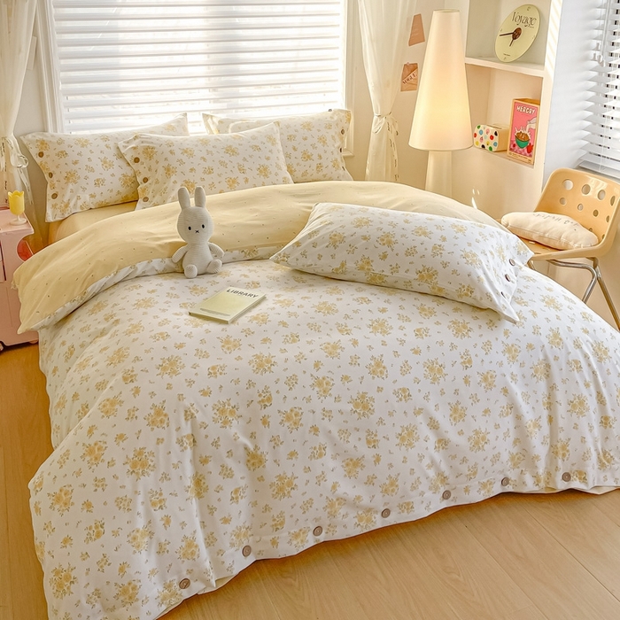 91家纺网 家纺一手货源 找家纺 星窝家纺 2025新款纽扣款水洗棉印花四件套 沐瑶黄