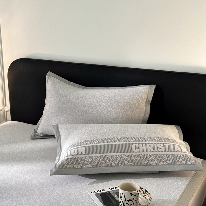 91家纺网 家纺一手货源 找家纺 慕尚家纺 2025春夏新款凉感冰丝提花凉席三件套 花艺 灰红