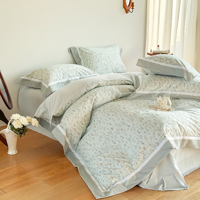 91家纺网 家纺一手货源 找家纺 巧玲珑 2025新款60支A类进口数码印花美式双拼四季款长绒棉四件套 千叶寻梦