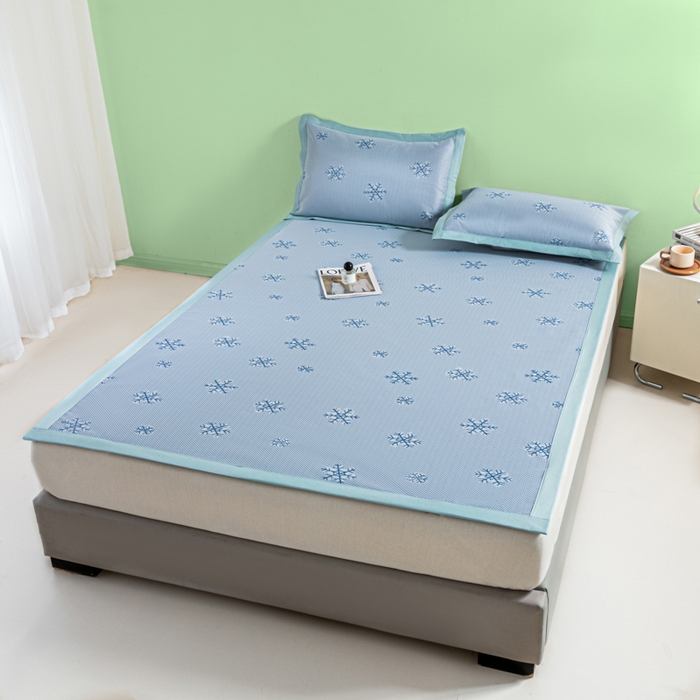 91家纺网 家纺一手货源 找家纺 阿亮家居 2025新款凉席碳光席冰丝席三件套 雪花-蓝色