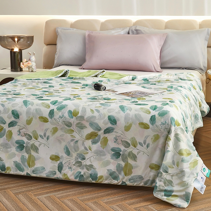 91家纺网 家纺一手货源 找家纺 联林2025新款玻尿酸针织凉感丝夏被夏凉被 叶知秋 绿