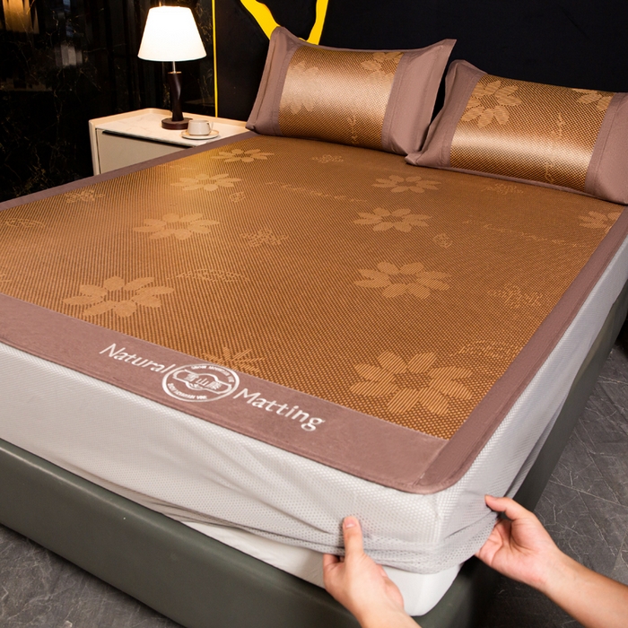 91家纺网 家纺一手货源 找家纺 卡罗兰 2025新款藤席提花凉席冰丝席床笠款-向阳花系列 向阳花-棕色