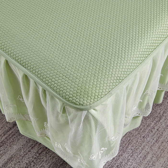 91家纺网 家纺一手货源 找家纺 梵克保罗 2025新款7A抗菌母婴级纯乙纶PE刺绣凉感丝豆豆席 床裙款 床裙款 字母爱心-水绿
