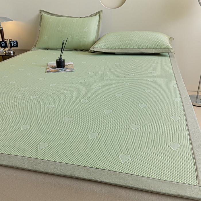 91家纺网 家纺一手货源 找家纺 阿亮家居 2025新款凉席凉豆豆软席床席款 心相印-梵克绿