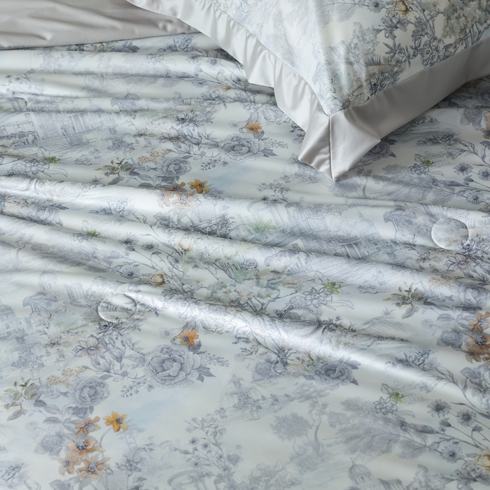 91家纺网 家纺一手货源 找家纺 傲蕾良品 2025新款水光锦冰柔印花夏被 银雪草