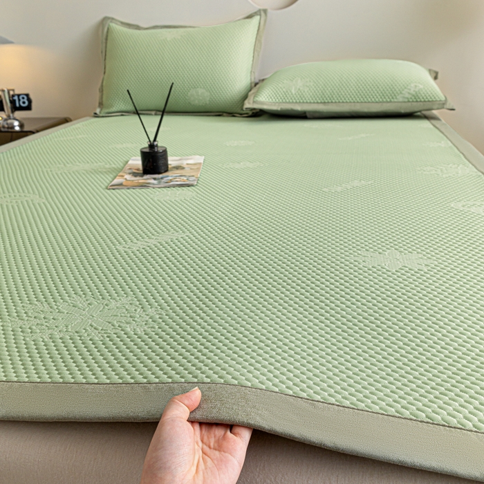 91家纺网 家纺一手货源 找家纺 阿亮家居 2025新款凉席凉豆豆软席床席款 香迪奥-梵克绿