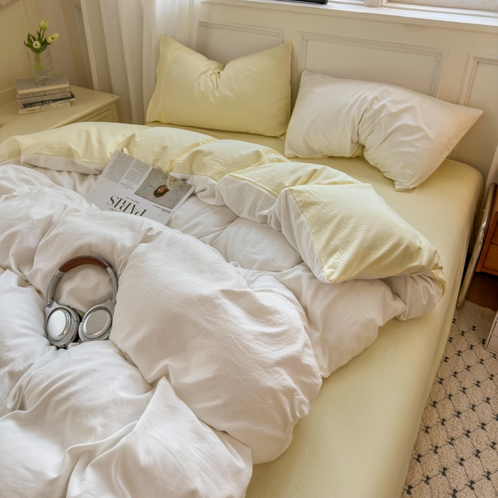 91家纺网 家纺一手货源 找家纺 冕悠家纺 2025新款A类105克超柔褶皱水洗棉拼色四件套 奶昔白+芝士黄