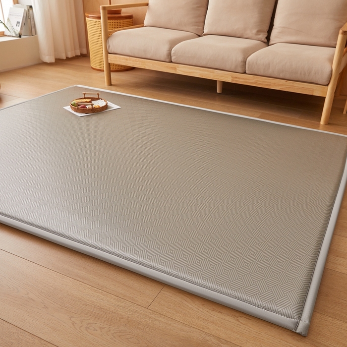 91家纺网 家纺一手货源 找家纺 2025新款包边工艺凉感冰藤地铺睡垫系列凉席地垫 冰丝饼干灰