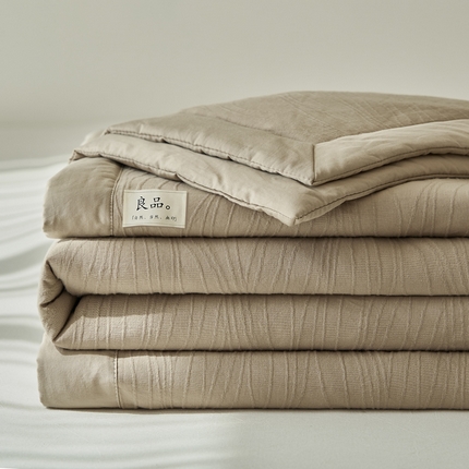 91家纺网 家纺一手货源 找家纺 （总）寐绸家纺 2025新款纯棉水洗棉三层提花大豆纤维夏被四件套
