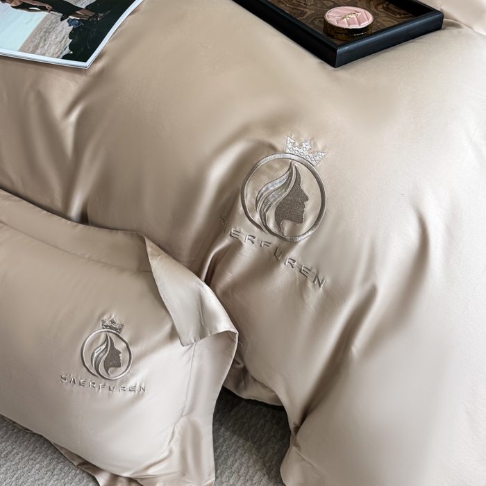 91家纺网 家纺一手货源 找家纺 沃尔居 2025新款亲肤舒适全棉纯棉绣花系列四件套 萨尔夫人-卡其