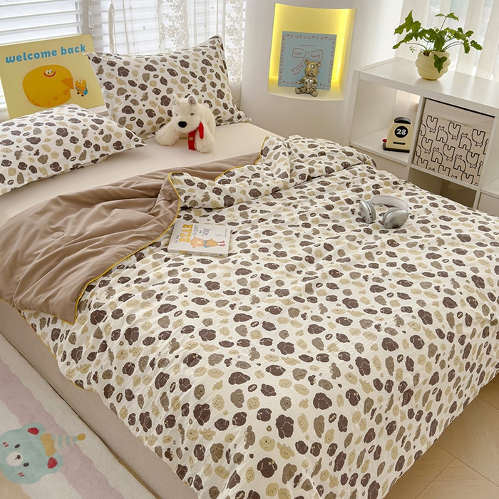 91家纺网 家纺一手货源 找家纺 星巴k家纺 2025新款A类水洗双层纱大豆纤维夏被夏凉被空调被 萌萌狗