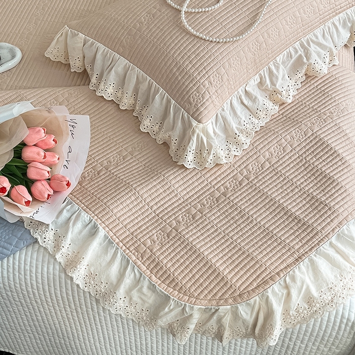 91家纺网 家纺一手货源 找家纺 沐纯家居 2025新款棉小乐花边床盖三件套 奶咖